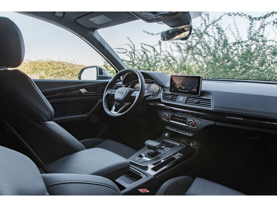 آئودی Q5 فضای داخل